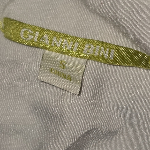 Gianni Bini Floral Print‎ Mini Dress V Neck 3/4 Bell Sleeve White Pink - Picture 7 of 8